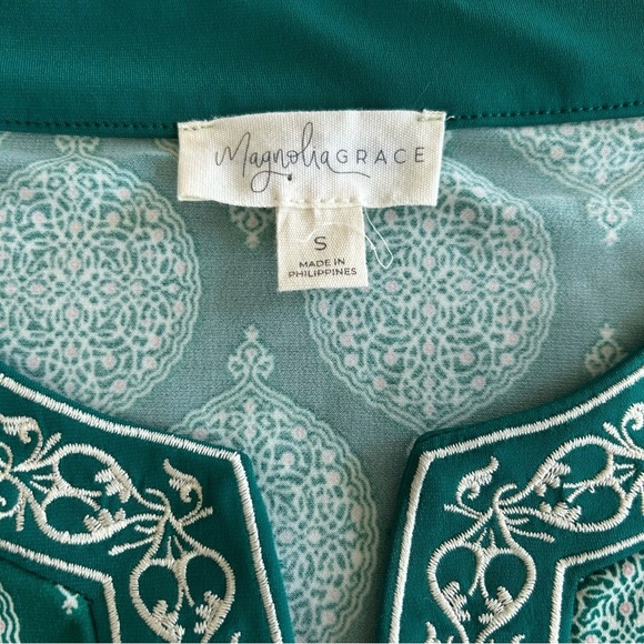 Magnolia Grace Green Halter Dress - Picture 4 of 9